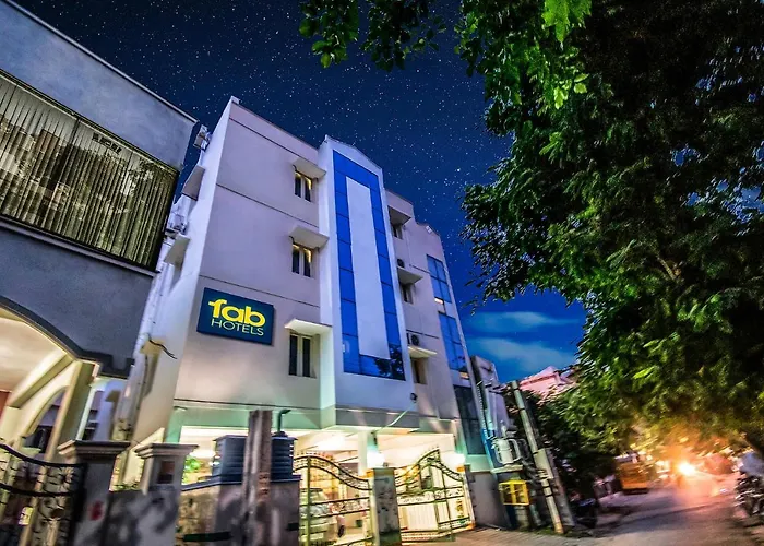 Fabhotel Aditya Yatri Nivas - Nr Tirupati Railway Station